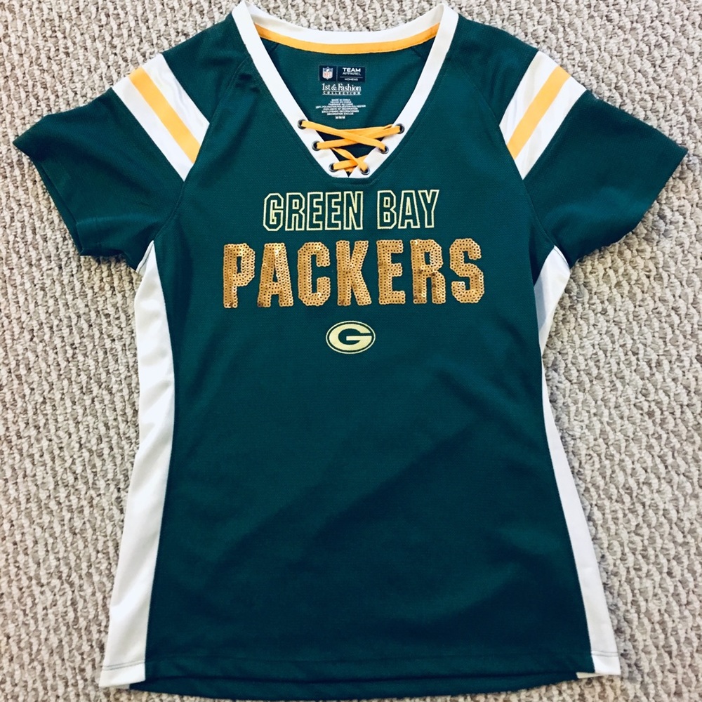 Medium Green Bay Packers laced top